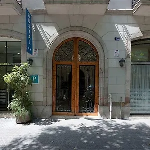 2* Casa de hóspedes Centric